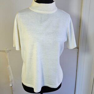 Women's Norton McNaughton Petites White Sweater Medium